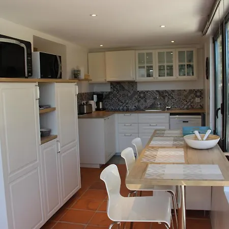 Apartament Charmant T2***Climatise, Terrasse Arboree, Parking Bormes-les-Mimosas